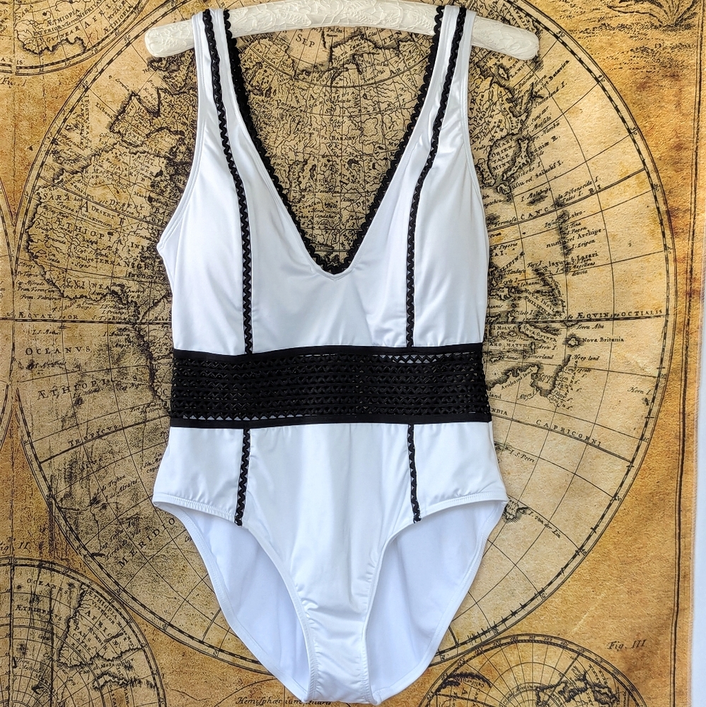 Kenneth Cole One Piece Swim - Picture 3 of 14